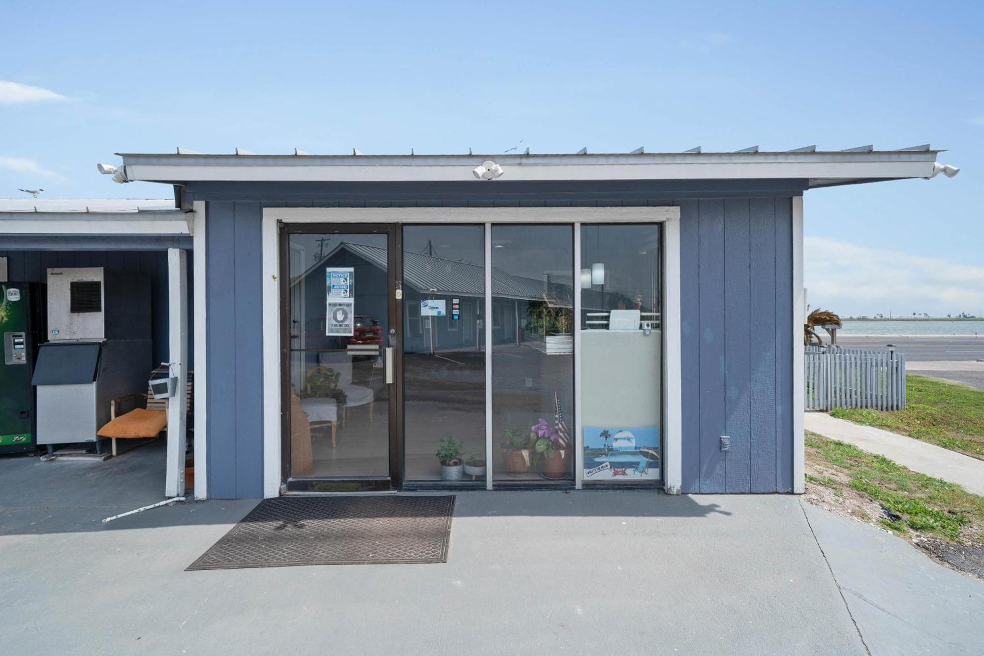 Oyo Hotel Rockport- Bay View ภายนอก รูปภาพ